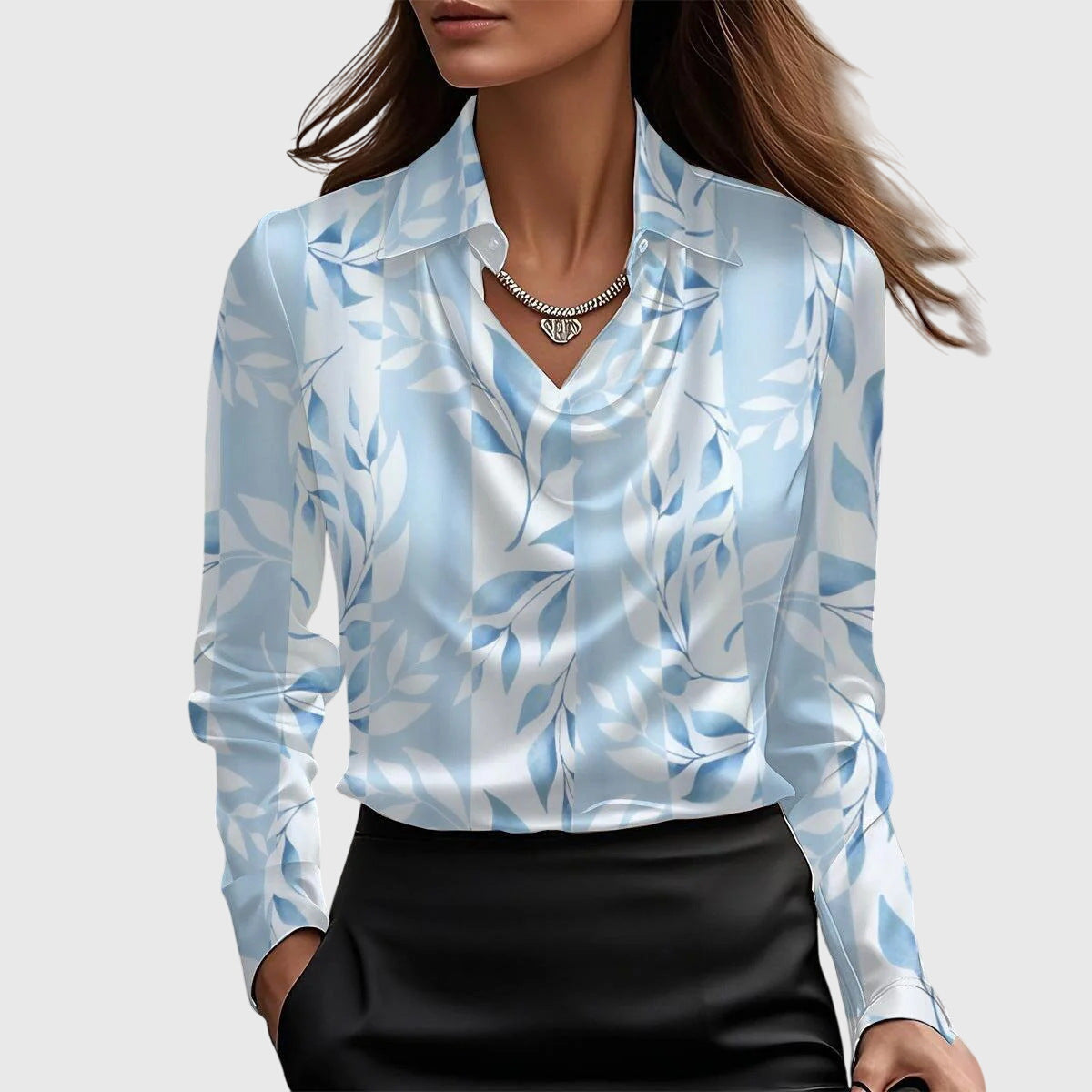 Bodil | Elegant bluse i skinnende sateng